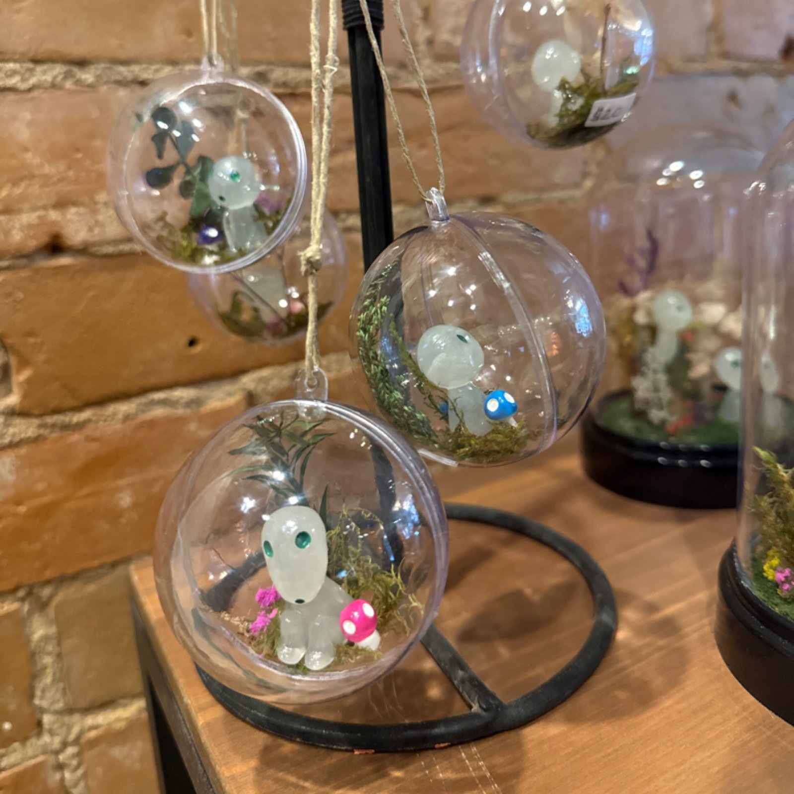 glow in the dark bulbs mmm