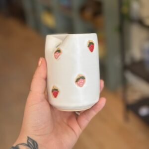 Strawberry to go mug