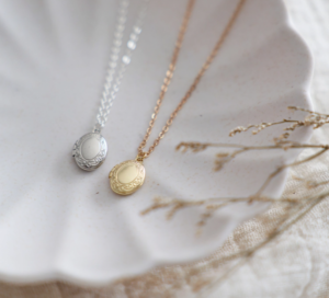 oval locket necklace