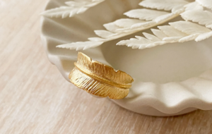 feather ring